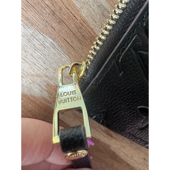 Louis Vuitton Black Melanie MM Monogram Empreinte Leather Pochette Wristlet - Picture 5 of 10